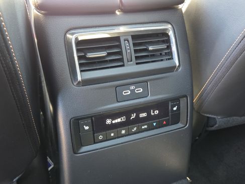 Used 2024 MAZDA CX-90 3.3 Turbo w/ Premium Plus Pkg image 15