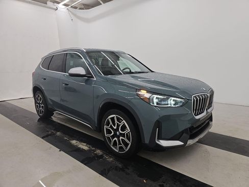 Used 2024 BMW X1 xDrive28i image 3