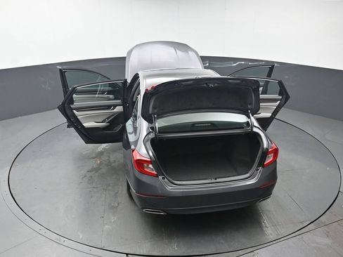 Used 2019 Honda Accord Touring image 47