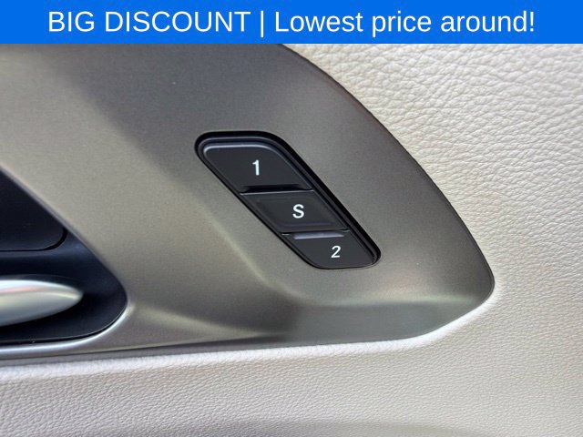 Used 2023 Chrysler Pacifica Touring-L FWD image 26