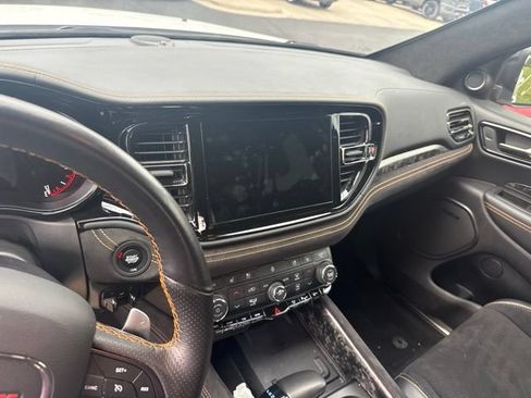 Used 2023 Dodge Durango R/T w/ Hemi Orange Plus Package AWD/4WD image 7