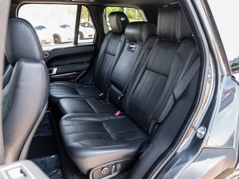 Used 2017 Land Rover Range Rover Supercharged image 37