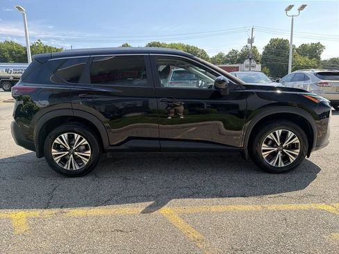 Certified 2023 Nissan Rogue SV w/ SV Premium B Package AWD/4WD image 9