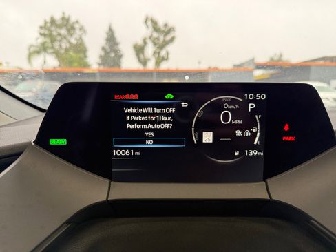 Used 2025 Toyota Prius XLE image 24