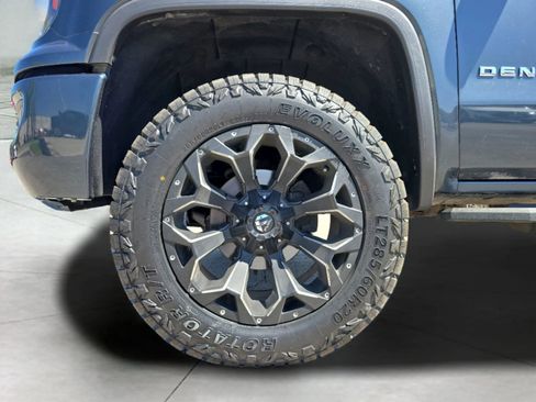 Used 2017 GMC Sierra 1500 Denali AWD/4WD image 11