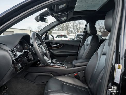 Used 2018 Audi Q7 3.0T Premium Plus w/ Premium Plus Package image 7
