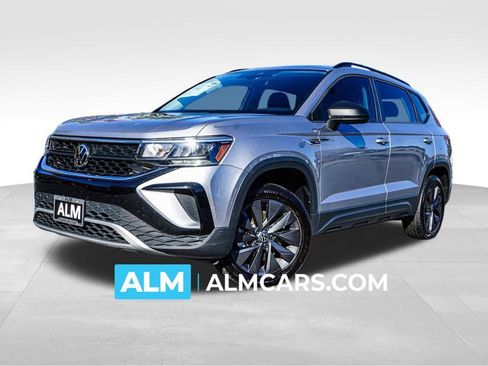 Used 2024 Volkswagen Taos S image 1