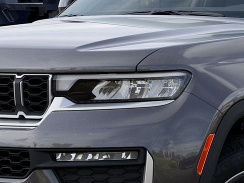 New 2026 Jeep Grand Cherokee Limited AWD/4WD image 10