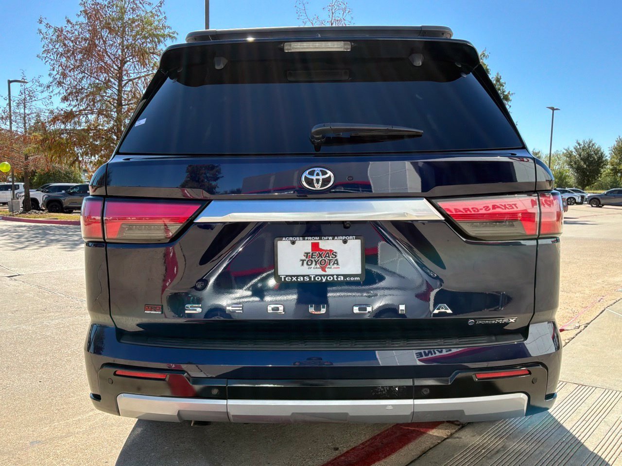 Used 2026 Toyota Sequoia Capstone AWD/4WD image 7