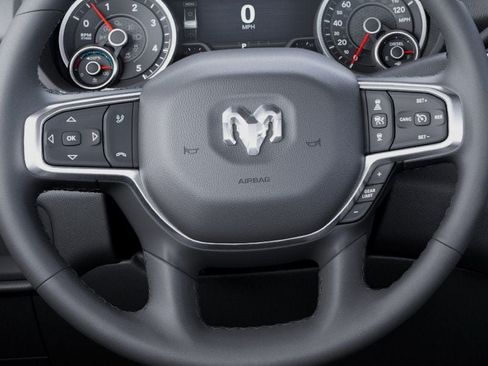 New 2025 RAM 5500 4x4 Regular Cab image 19