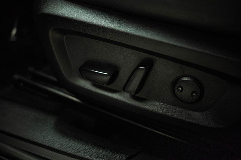 Used 2025 Mitsubishi Outlander AWD image 17