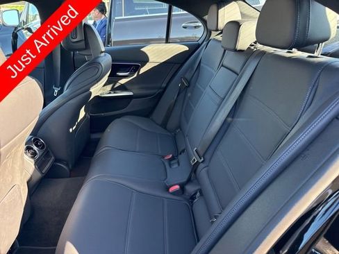 Used 2025 Mercedes-Benz C 300 Sedan image 9