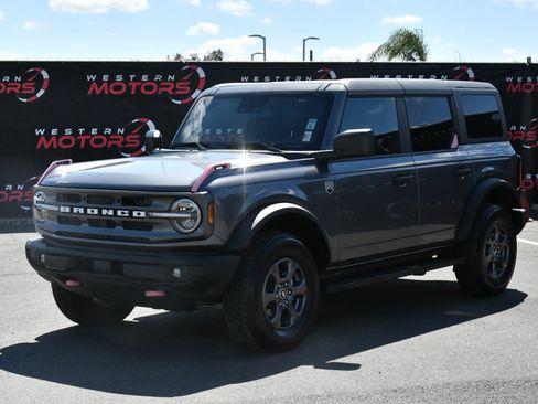 Used 2024 Ford Bronco Big Bend AWD/4WD image 3