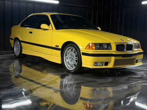 Used 1995 BMW M3 Coupe RWD image 27