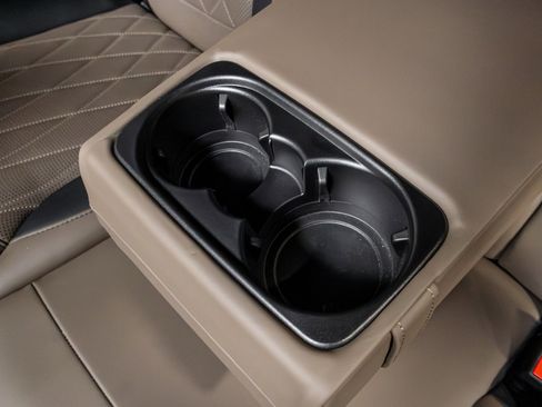 Used 2020 Mercedes-Benz G 550 image 25