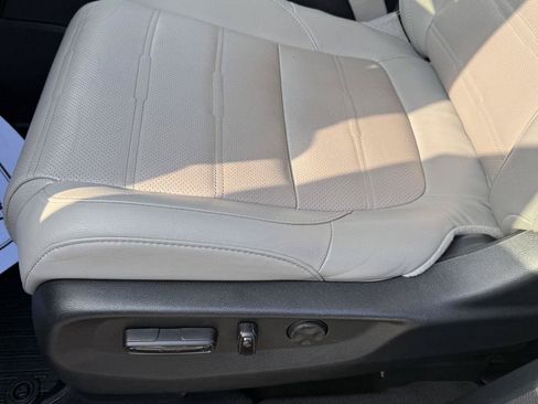 Used 2020 Honda CR-V EX-L image 51