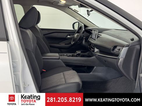 Used 2026 Nissan Rogue SV image 20