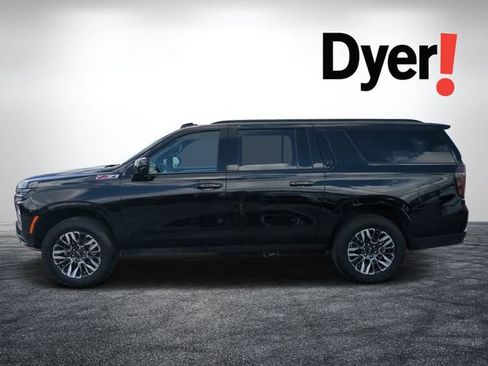 Used 2025 Chevrolet Suburban Z71 AWD/4WD image 7