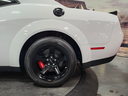 Used 2018 Dodge Challenger SRT Demon image 6