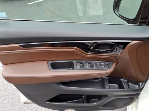 Used 2025 Honda Odyssey Elite image 17