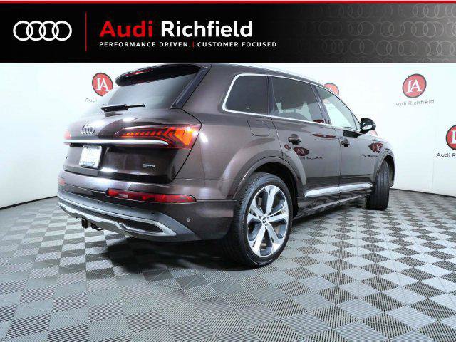 Used 2022 Audi Q7 3.0T Premium Plus w/ Premium Plus Package AWD/4WD image 8