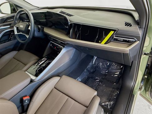 New 2025 Audi Q5 Prestige image 30