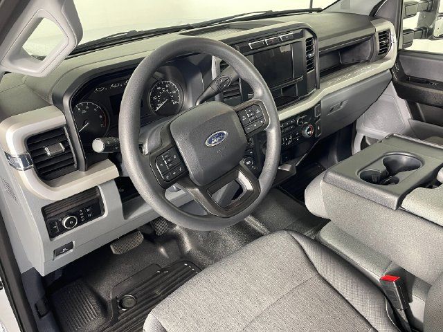 Certified 2024 Ford F350 XL w/ Snow Plow/Camper Package AWD/4WD image 3