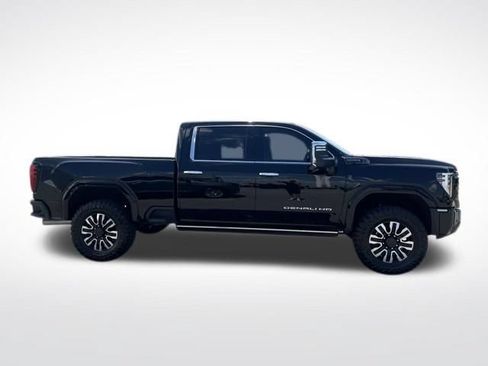 Used 2026 GMC Sierra 2500 Denali Ultimate AWD/4WD image 12