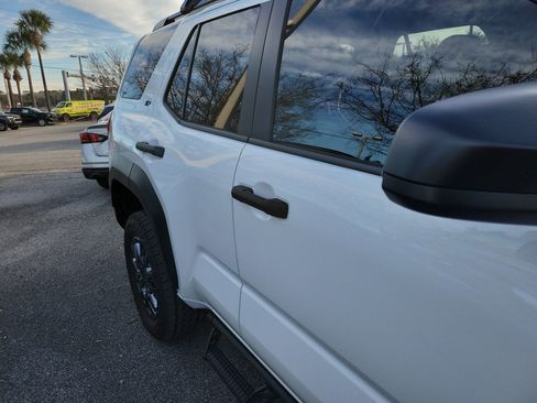 Used 2025 Toyota 4Runner SR5 image 11