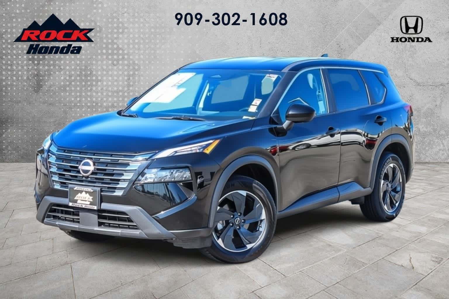Used 2025 Nissan Rogue SV FWD image 1