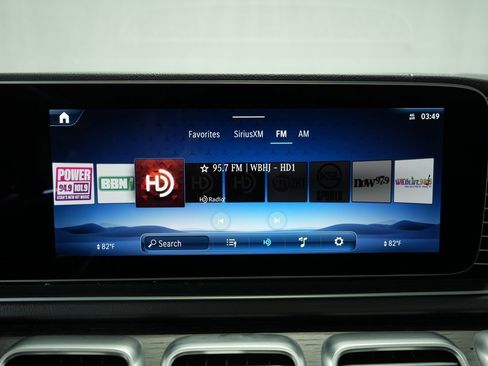 Used 2024 Mercedes-Benz GLE 53 AMG 4MATIC Coupe image 31