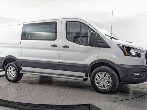Used 2025 Ford Transit 250 Low Roof w/ Exterior Upgrade Package RWD image 7