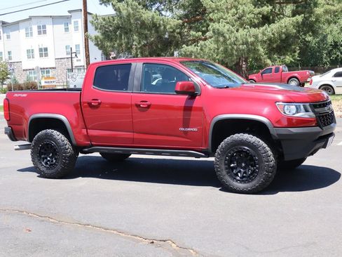 Used 2020 Chevrolet Colorado ZR2 AWD/4WD image 2