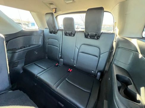 Used 2022 Nissan Pathfinder SL image 22