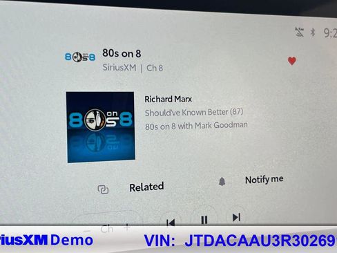 Certified 2024 Toyota Prius XLE image 29