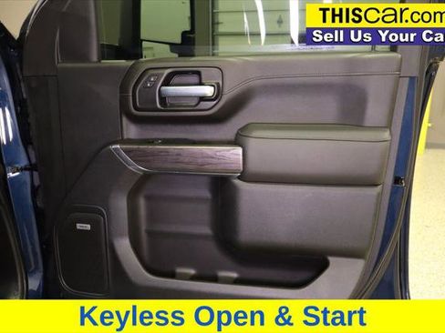 Used 2022 Chevrolet Silverado 2500 LTZ w/ LTZ Plus Package image 29