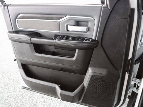 Used 2023 RAM 2500 Big Horn w/ Cold Weather Group AWD/4WD image 22