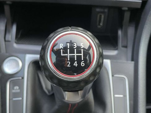 Used 2015 Volkswagen GTI Autobahn w/ Lighting Package (SEL) image 19