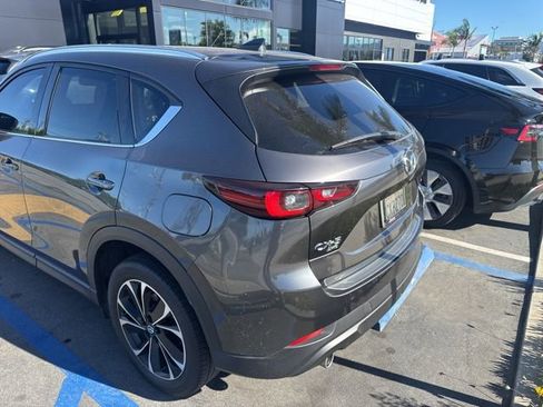 Used 2022 MAZDA CX-5 AWD 2.5 S w/ Premium Plus Pkg image 3