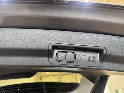 New 2026 Ford Explorer Active image 13