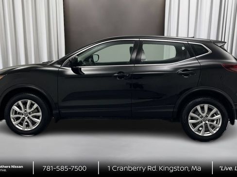 Certified 2022 Nissan Rogue Sport S AWD/4WD image 8