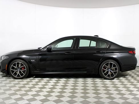 Used 2023 BMW 530e w/ M Sport Package image 42