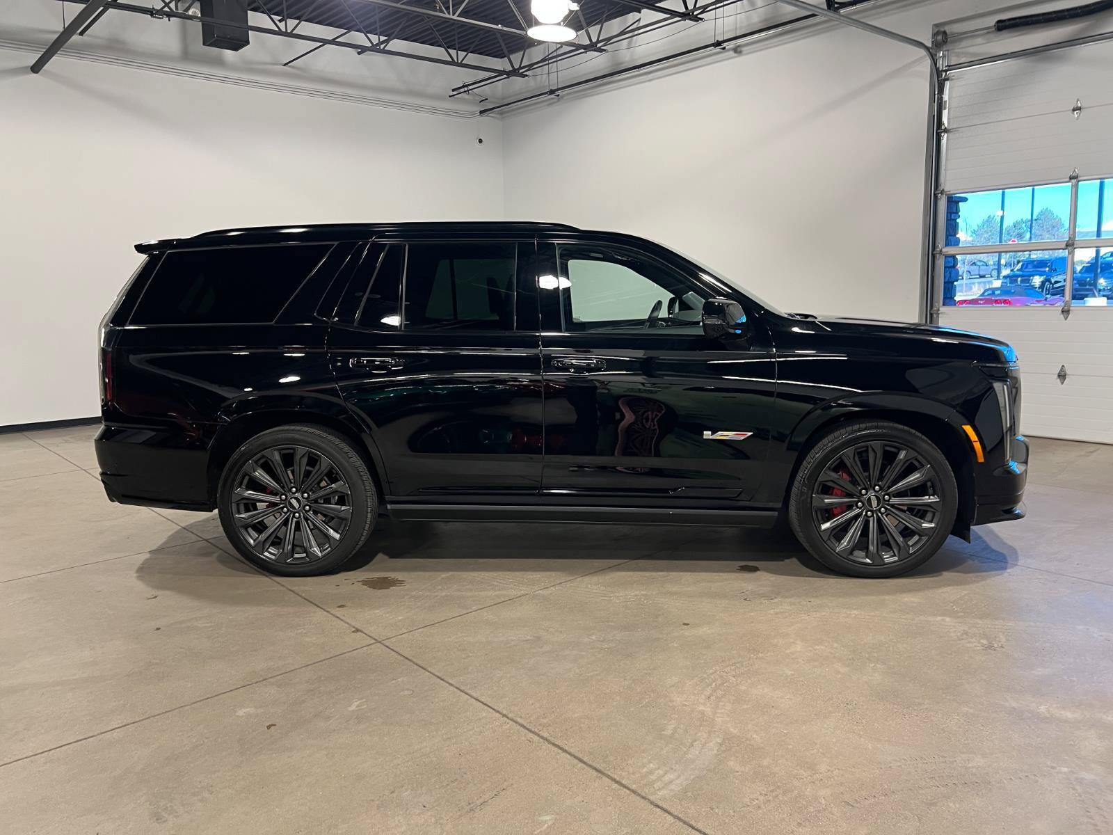 Used 2026 Cadillac Escalade V AWD/4WD image 2