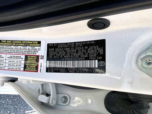 Used 2025 Toyota Camry SE FWD image 36