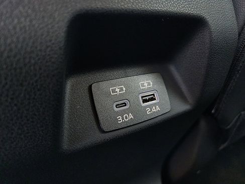 New 2025 Subaru Crosstrek 2.5i Limited image 11