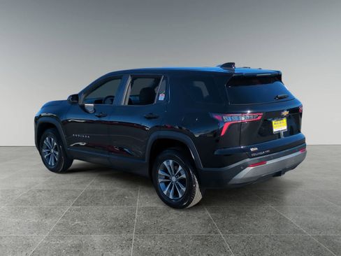 Used 2025 Chevrolet Equinox LT image 3