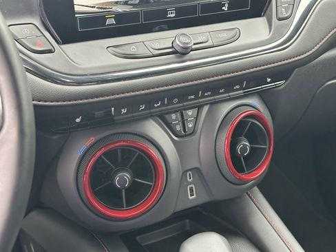 Certified 2025 Chevrolet Blazer RS image 10