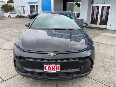 New 2026 Chevrolet Equinox EV LT image 3