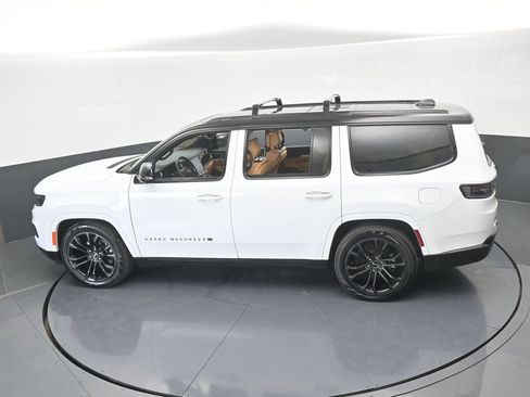 Used 2024 Jeep Grand Wagoneer Series III w/ Quick Order Packagew 28T image 73