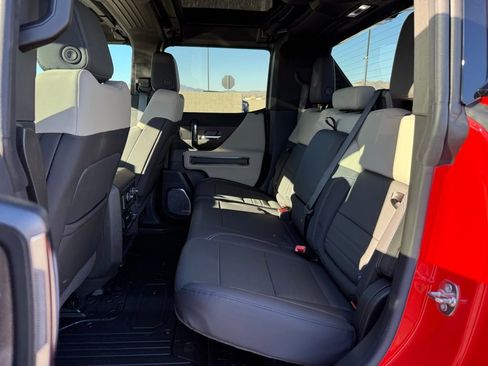 New 2026 GMC Hummer EV 4x4 Crew Cab image 19